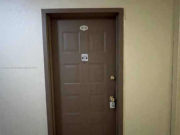 5th image of 6950 Miami Gardens Dr #2-312