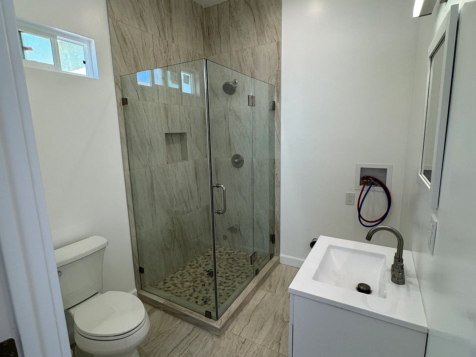 Studio, 400 sqft, $1,950 — Photo 3