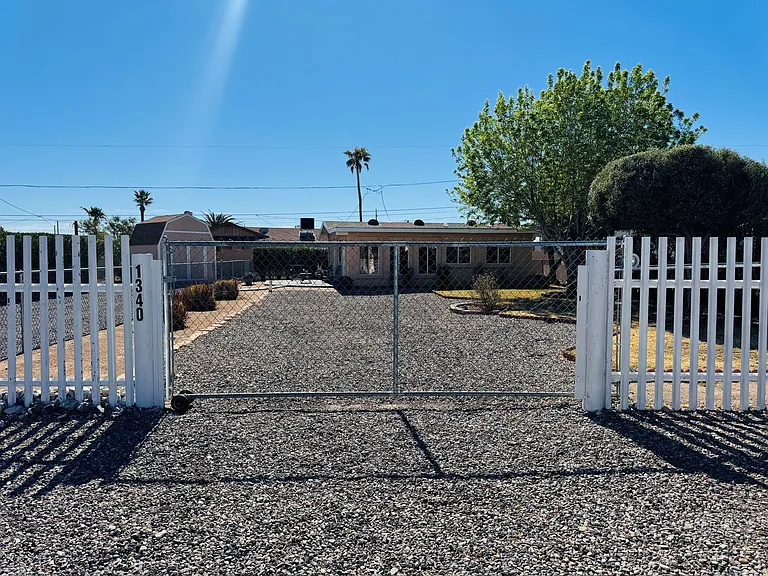 1340 Gemstone Ave — Photo 14