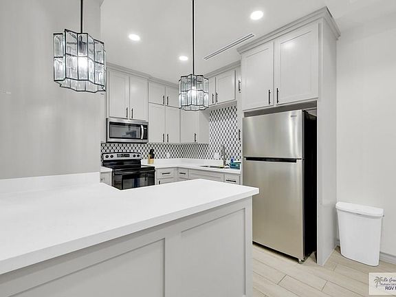 4th image of 4955 Rioja Ln