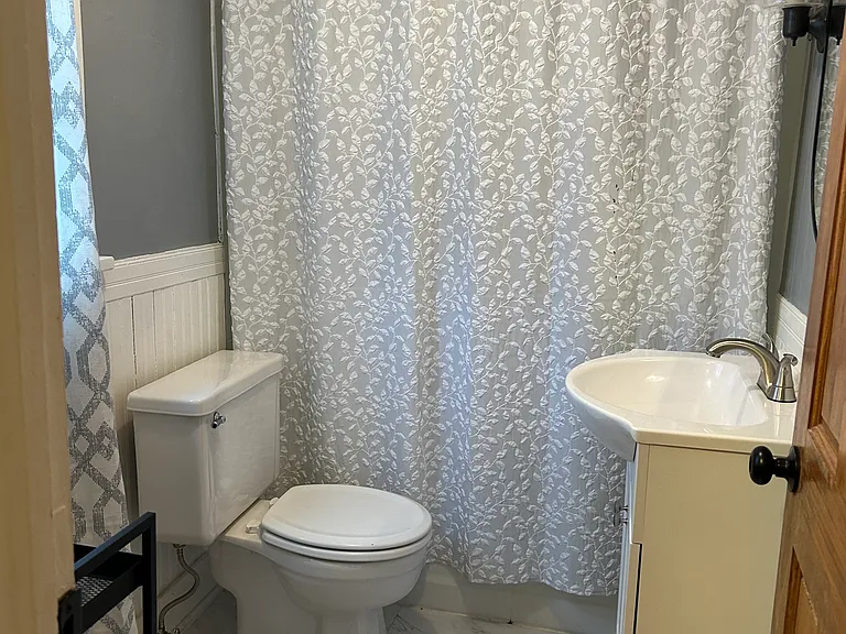 Bathroom with tub