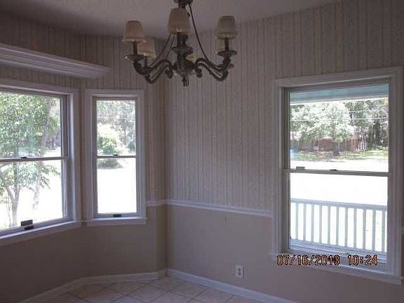 3rd image of 671 Blythe Island Dr