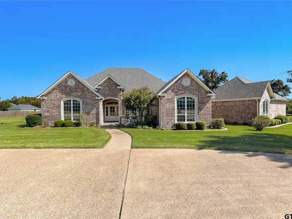 400 Briarwood Pl, Sulphur Springs, TX 75482