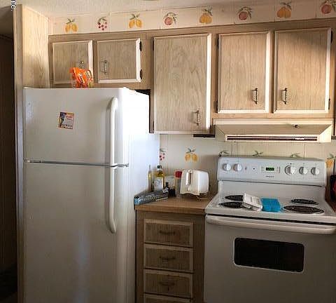 4th image of 4487 Avenue D