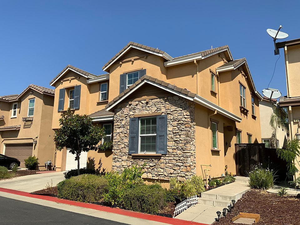 1st image of 857 Blossom Rock Ln