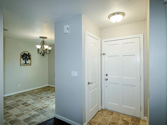 5th image of 4014 Elmo Loop APT A