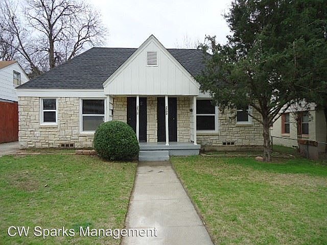 1st image of 2510 Roanoke Ave