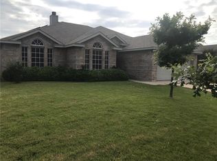 1717 Griffin Ln, Mansfield, TX 76063