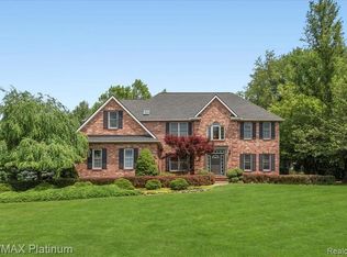 7340 Brass Creek Dr, Dexter, MI