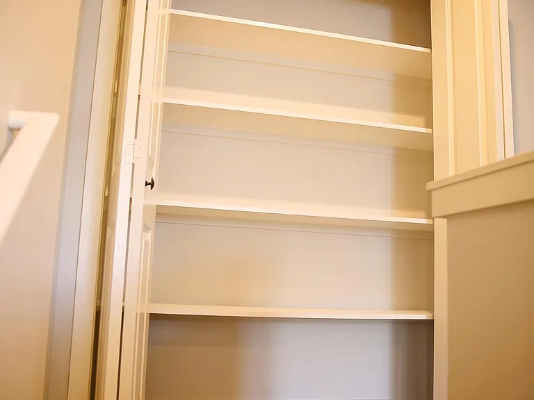 205 S Western Ave #1 — Photo 9