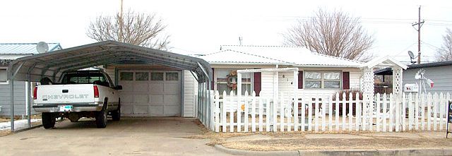 1st image of 614 Magnolia St