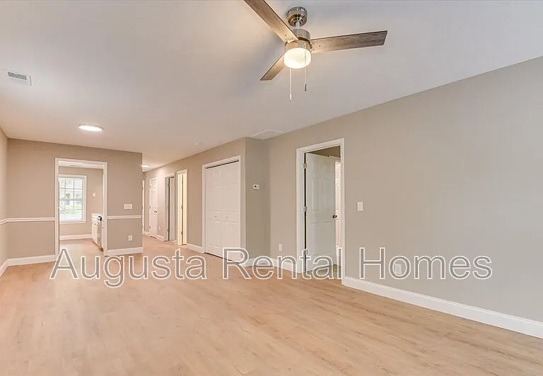111 Kelly Dr SW — Photo 20