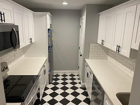 3rd image of 110 Weston Ave #112