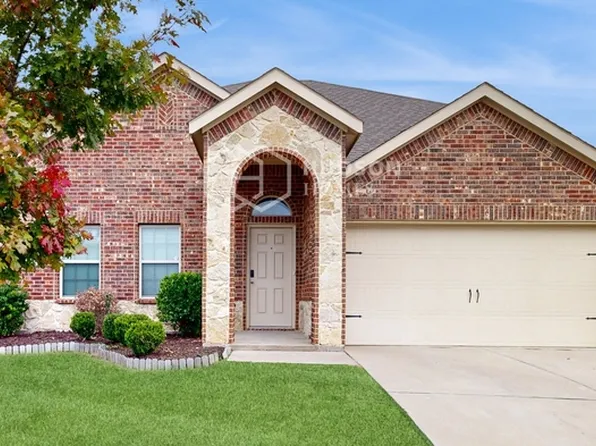 218 Thoroughbred St, Waxahachie, TX 75165