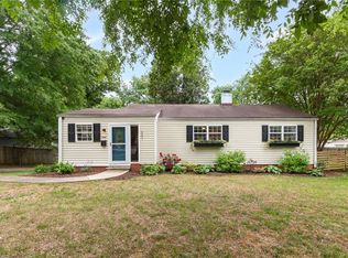 2601 Fernwood Dr, Greensboro, NC 27408