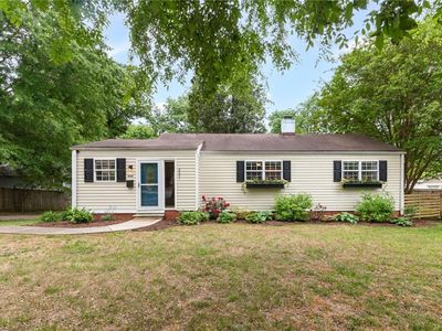 2601 Fernwood Dr, Greensboro, NC, 27408