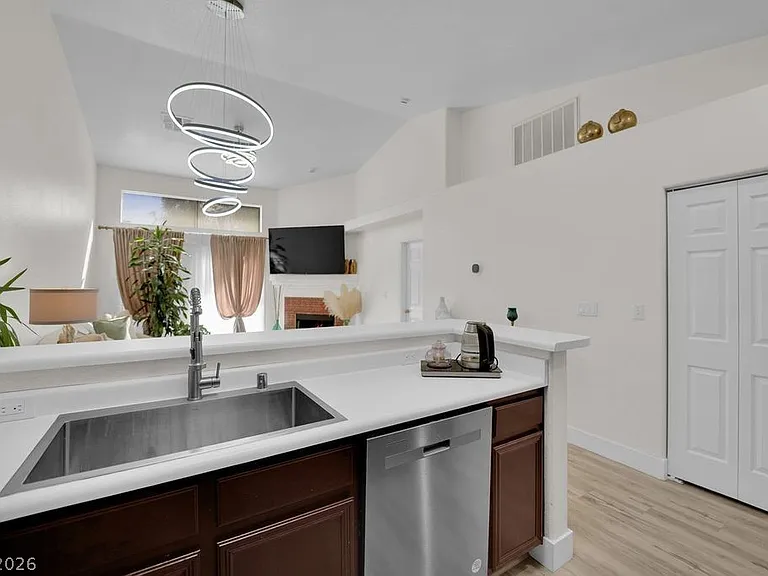 6469 Melody Rose Ave — Photo 5