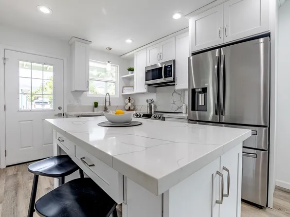 260 Ea St, Wailuku, HI 96793