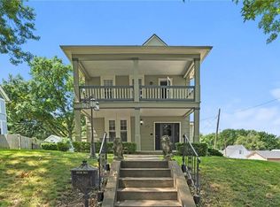 1000 S Broadway St, Leavenworth, KS 66048