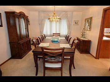 5th image of 121 Whispering Lake Dr