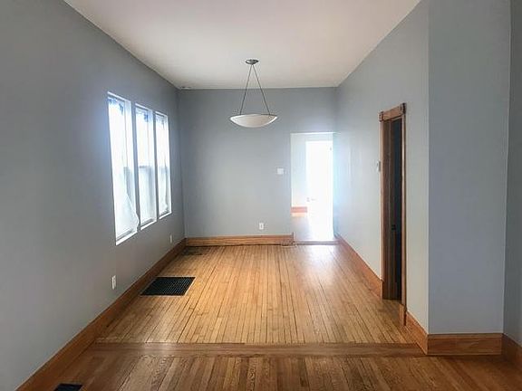3rd image of 1743 N Rockwell St #0