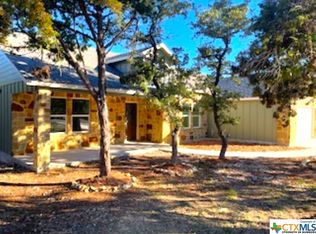 1211 Marlys Ave, Canyon Lake, TX 78133