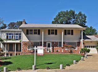 2100 S Pierce St, Arlington, VA 22202