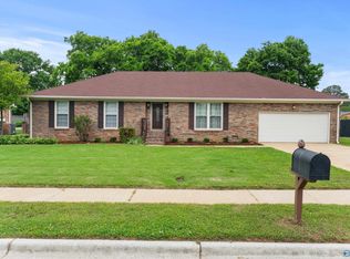 907 Cornelia Dr SE, Huntsville, AL 35802