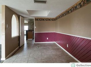 2136 Meadfoot Rd, Carrollton, TX 75007