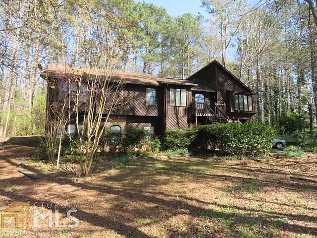 1st image of 4854 Lake Forest Dr SE