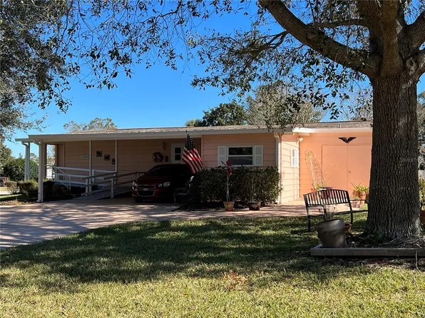 2381 Cayman Cir #R-18, Zellwood, FL 32798