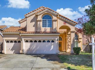 5831 Sternsburg Way, Sacramento, CA 95823