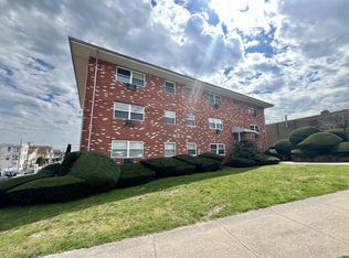 35 Beers St APT 206, Bridgeport, CT 06606
