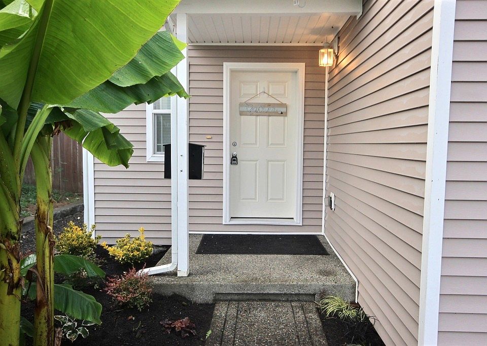 1st image of 12615 SE 295th St