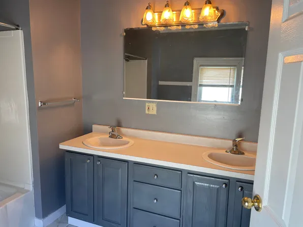 (undisclosed Address), Caledonia, NY 14423