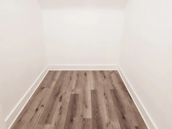 96 Lembeck Avenue image 7 of 7