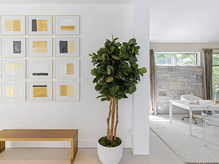 7 Rolling Wood Ln — Photo 15