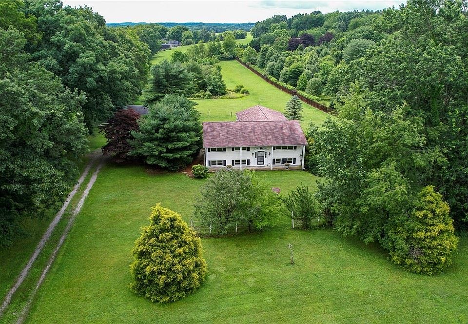 1st image of 130 Deer Creek Rd