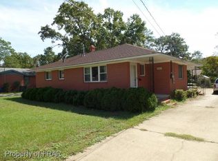 1863 Gola Dr, Fayetteville, NC 28301