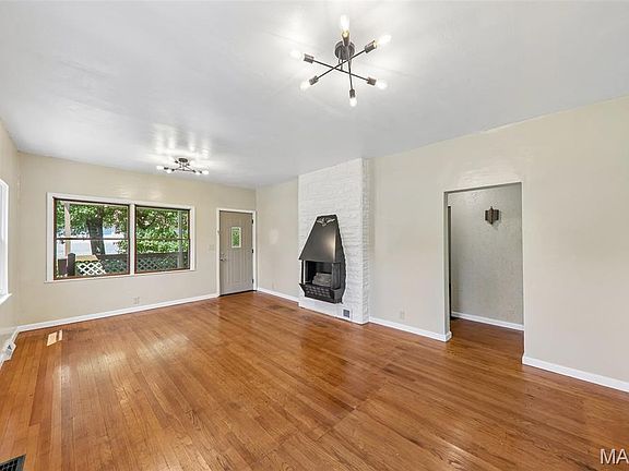 3rd image of 604 N 4th St