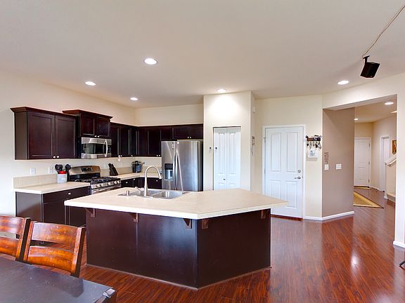 4th image of 20118 18th Avenue Ct E