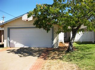 21954 Klamath River Pl #A, Cottonwood, CA
