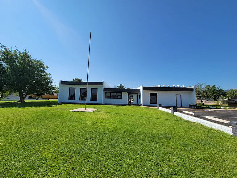 650 E Busby Dr #C — Photo 14