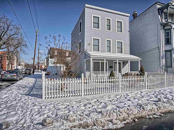 2nd image of 59 Balm St