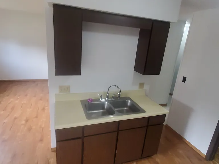 1749 Bainbridge St #1 — Photo 9