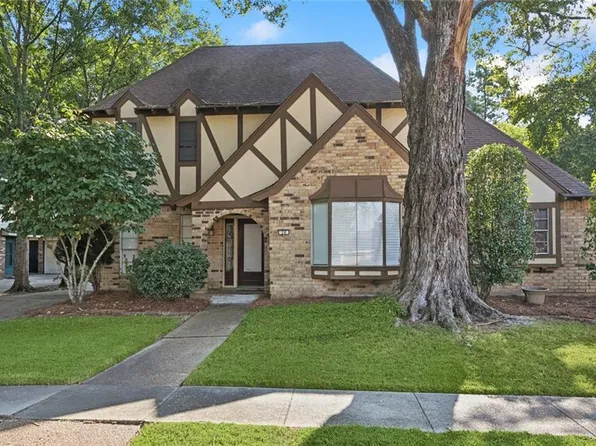 28 Grand Canyon Dr, New Orleans, LA 70131