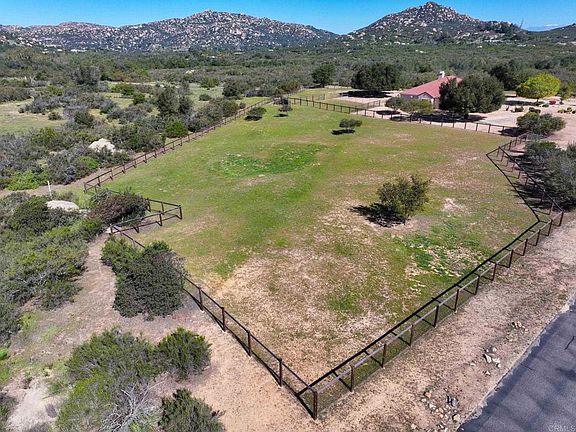 3rd image of 10204 Mount Olympus Valley Rd