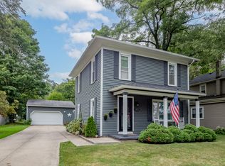 8859 Gull Rd, Richland, MI 49083