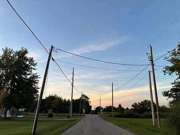 4th image of 3000 N County Road 700 W
