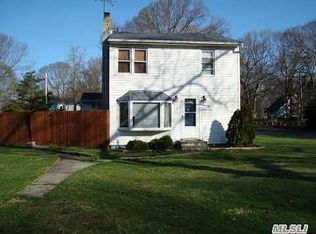 1 Wallace St, Centereach, NY 11720